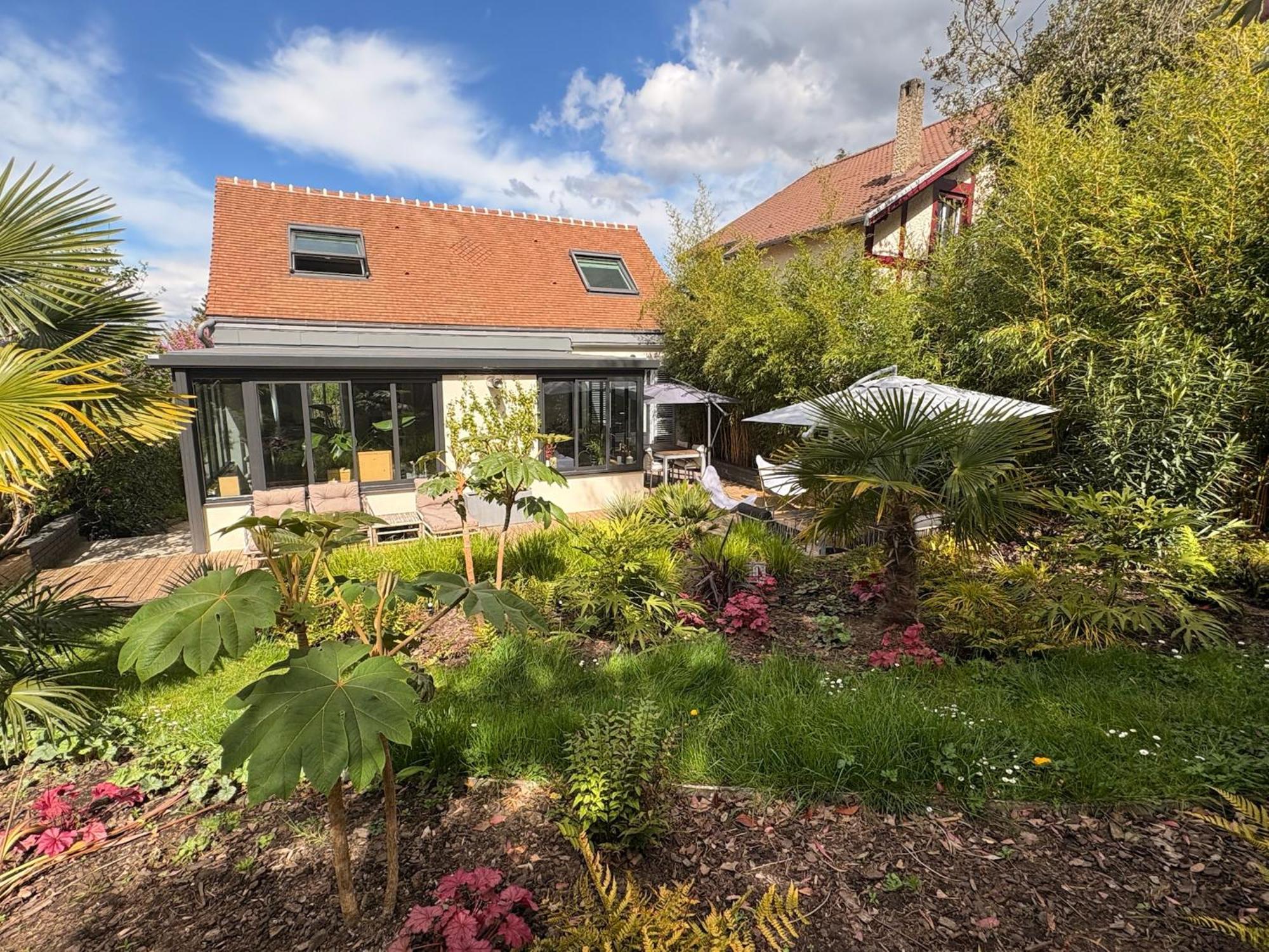 Villa A Louveciennes Eksteriør bilde